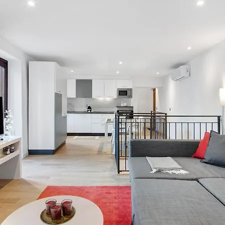 Fogazzaro View Apartment *
