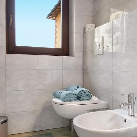 Fogazzaro View Apartment *