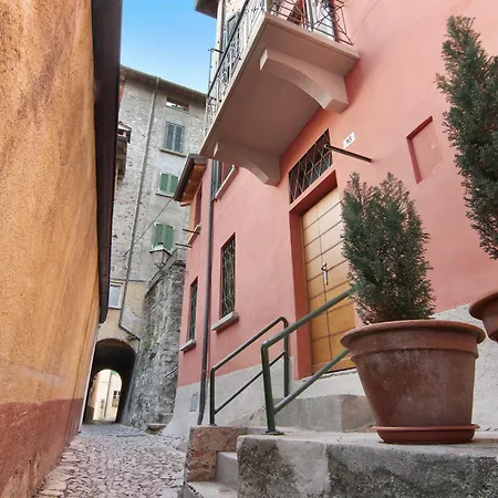 Fogazzaro View Apartment *